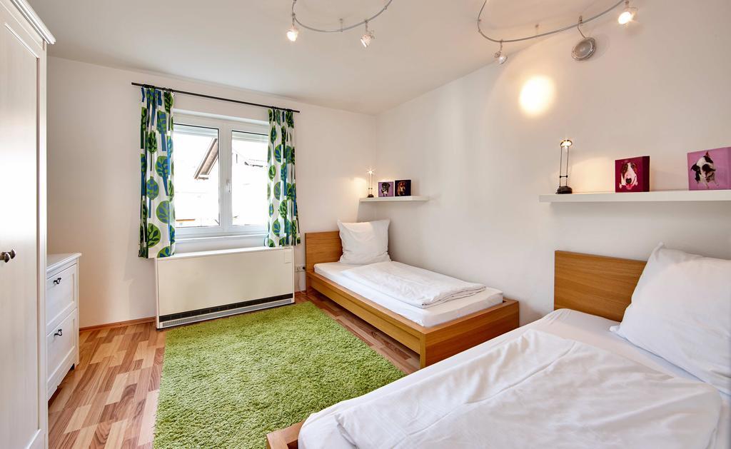 Apartment Sir George Гармиш-Партенкирхен Стая снимка